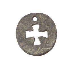 Antique Silver Round Cut Out Cross Charm Pendants 23mm PK1