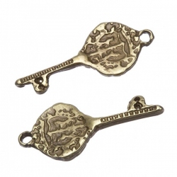 Antique Gold Vintage Hammered Key Charm Pendant 28mm PK2