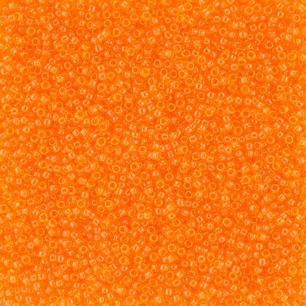 Toho Round Seed Beads Size 15 Transparent Hyacinth 8.2g